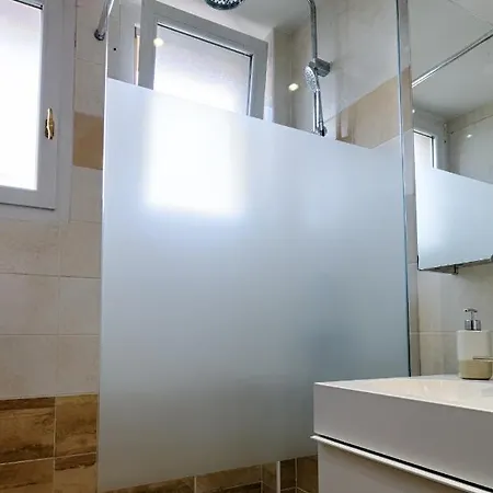 Le Corum 2 Chambres, Parking, Wifi, Clim, Centre Appartement