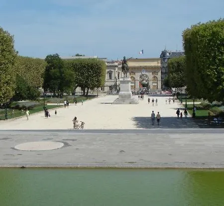 Appartement Le Corum 2 Chambres, Parking, Wifi, Clim, Centre Montpellier