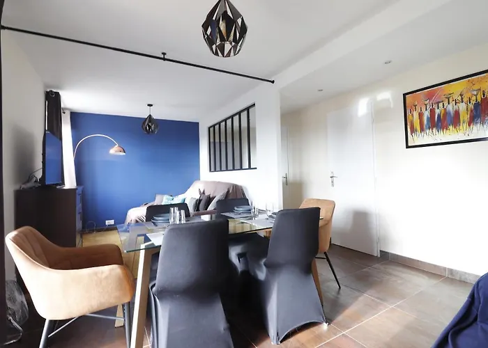 006 - Le Corum 2 Chambres, Parking, Wifi, Clim, Centre