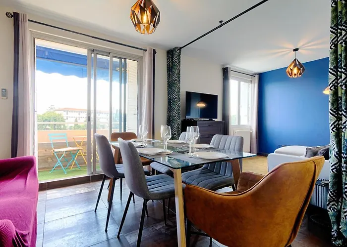 006 - Le Corum 2 Chambres, Parking, Wifi, Clim, Centre Apartment *