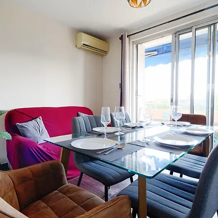 006 - Le Corum 2 Chambres, Parking, Wifi, Clim, Centre